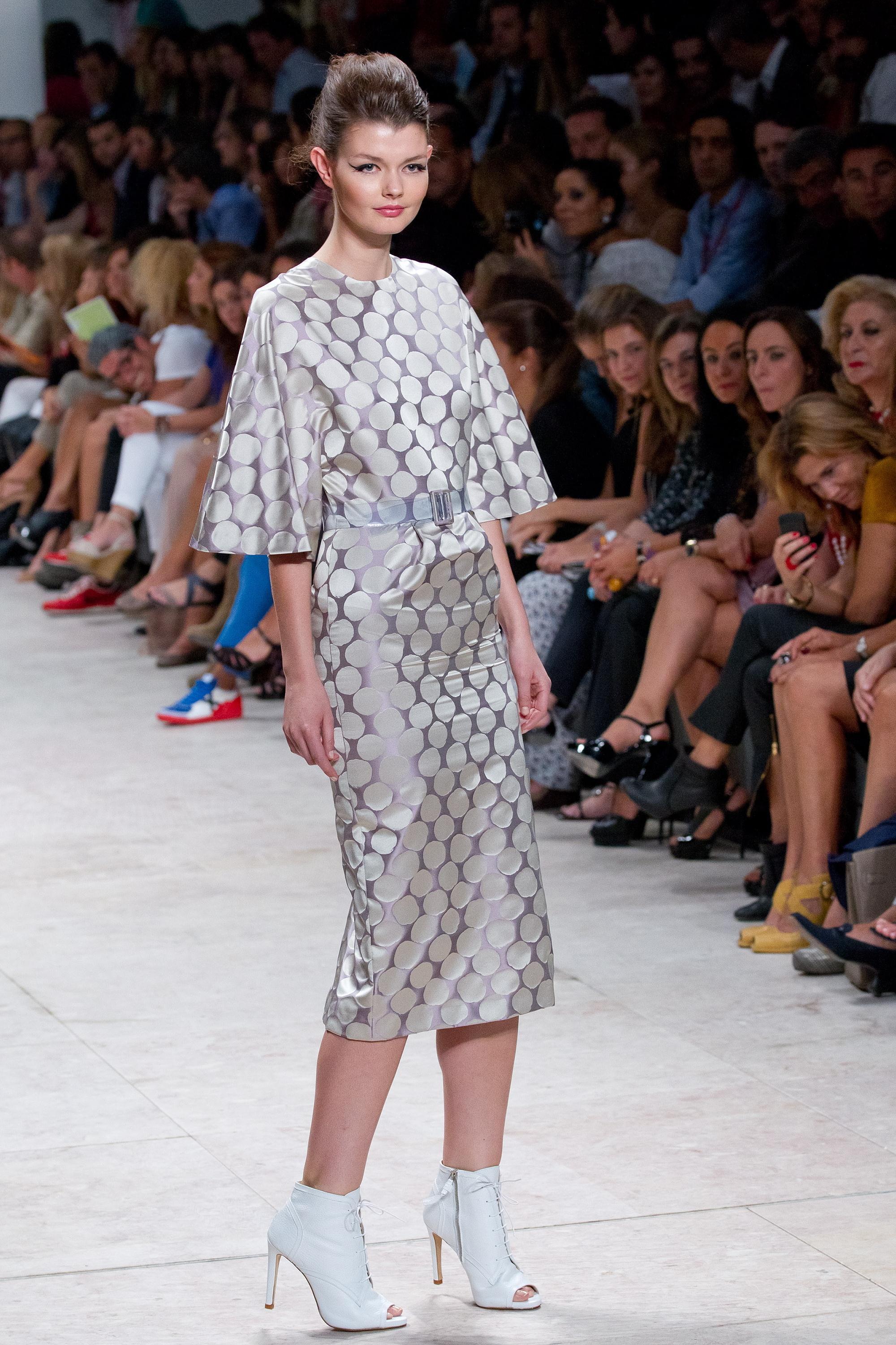 Lisbon Fashion Week Spring Summer 2012 - Ready To Wear - Alves Goncalves - Catwalk- | Picture 97443